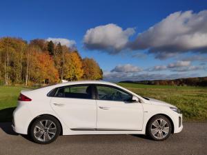 Hyundai Ioniq Hybrid automatic